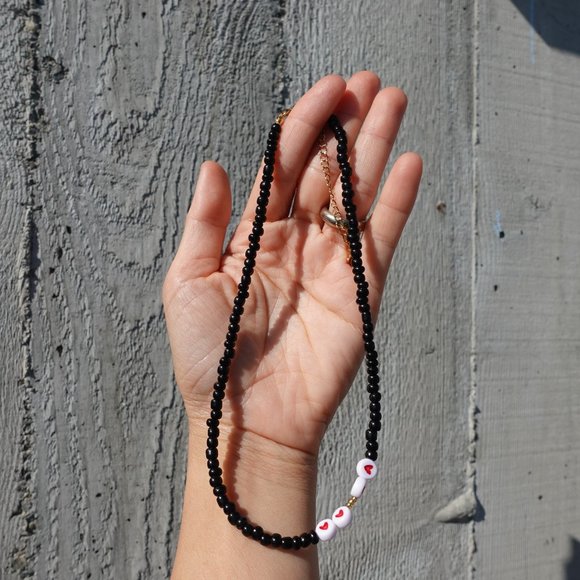 Black glass bead necklace - Picture 2 of 3